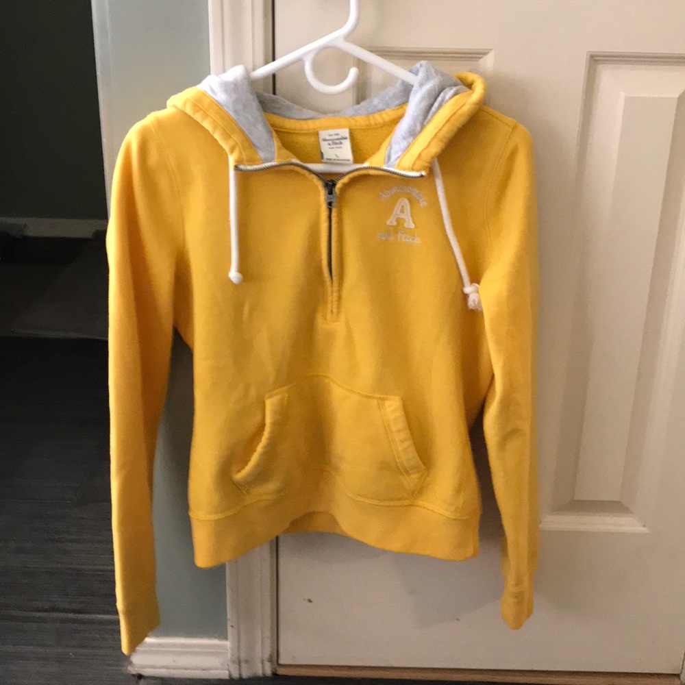Yellow Abercrombie & Fitch hooded sweatshirt